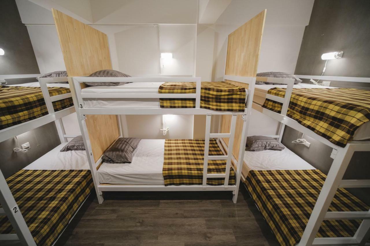 Fun Dee Hostel Ayutthaya Экстерьер фото