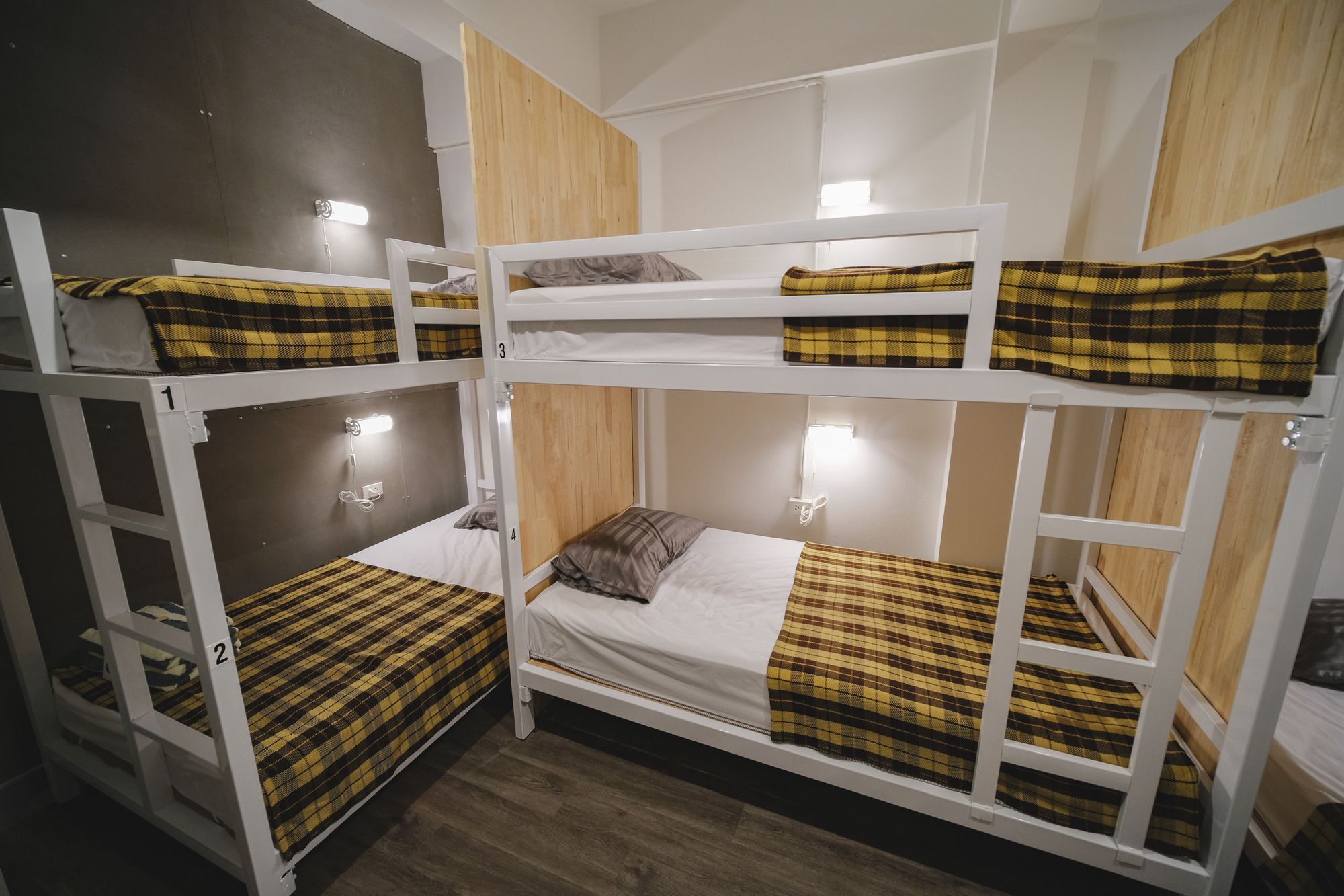 Fun Dee Hostel Ayutthaya Экстерьер фото